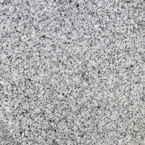 Piatraonline - Granit bianco sardo sablat, 40 x 40 x 6 cm - proiecte speciale