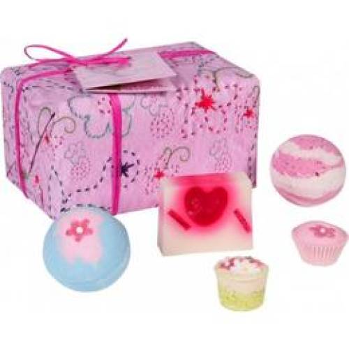 Set cadou Pretty in Pink, Bomb Cosmetics, bile de baie si sapun solid, 600 g