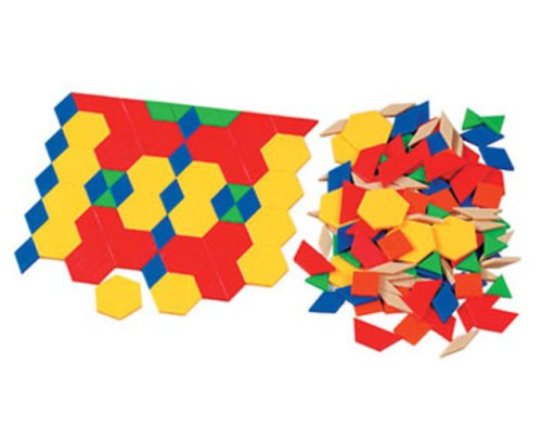 Set de 250 de forme geometrice colorate din plastic