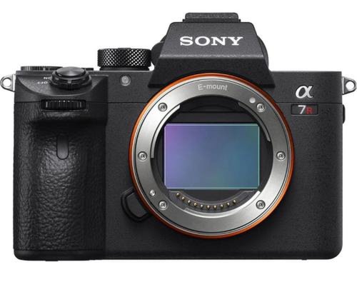 Aparat Foto Mirrorless Sony Alpha 7R III, 42.4 MP, 4K, Full Frame, Stabilizare pe 5 axe, Montura E (Negru)