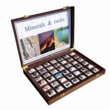 Trusa - roci si minerale, 42 specimene