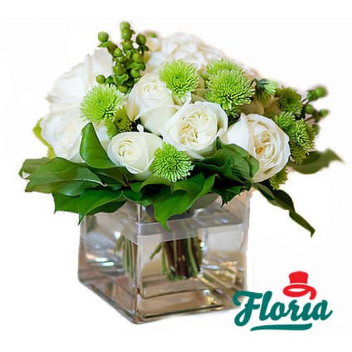 Aranjament de masa pentru nunta cu hortensie si trandafiri - Premium