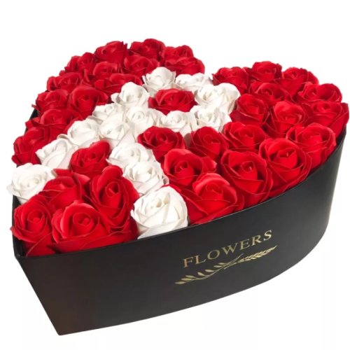 Aranjament Floral Trandafiri Sapun - Cutie Inima Litera (orice litera) 49 Trandafiri Rosu cu Alb - VLTN134